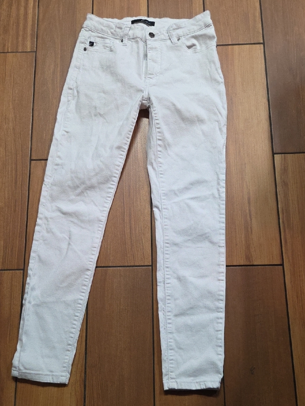 KanCan White Skinny Jeans - Slim Fit